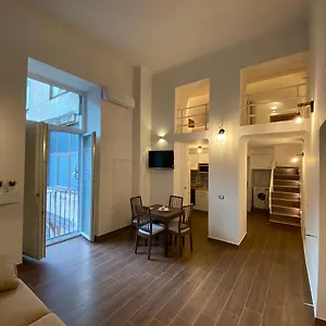 Silvi's House Apartment Naples